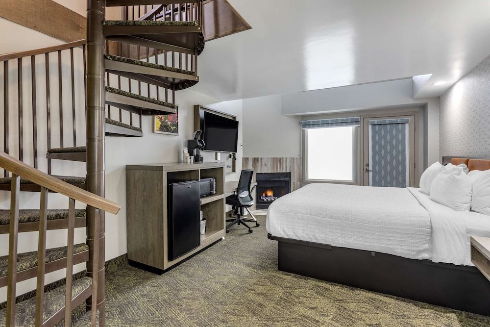 Best Western Plus Apple Valley Lodge Pigeon Forge 1