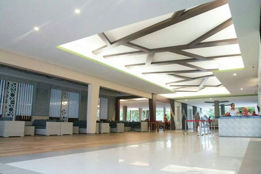 Varin Beach Resort 2