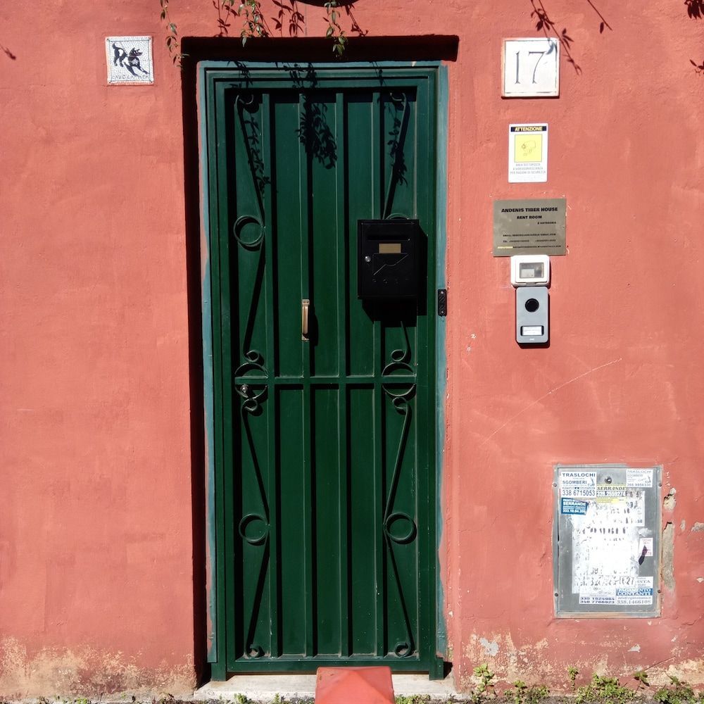 ANDENIS TIBER HOUSE 2