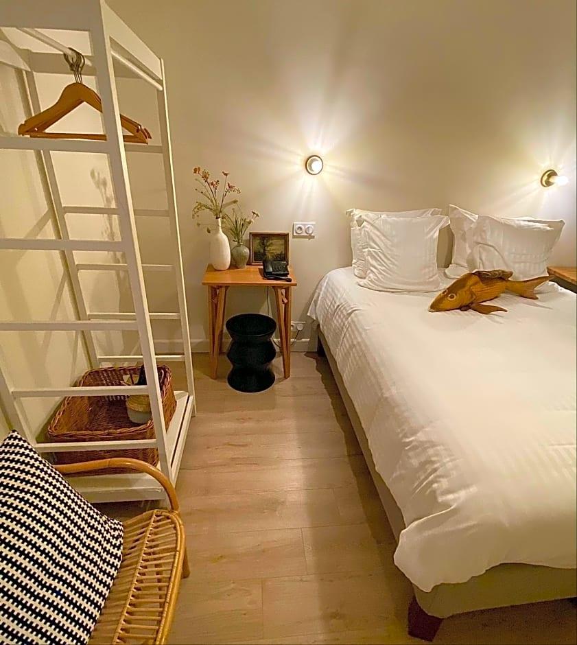 Hôtel Les Bains 2