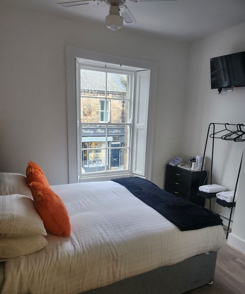 The Dock Hotel 2