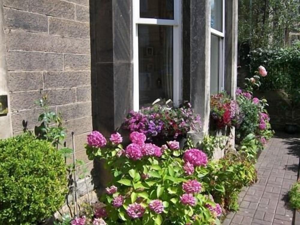 Highfield Guest House 1