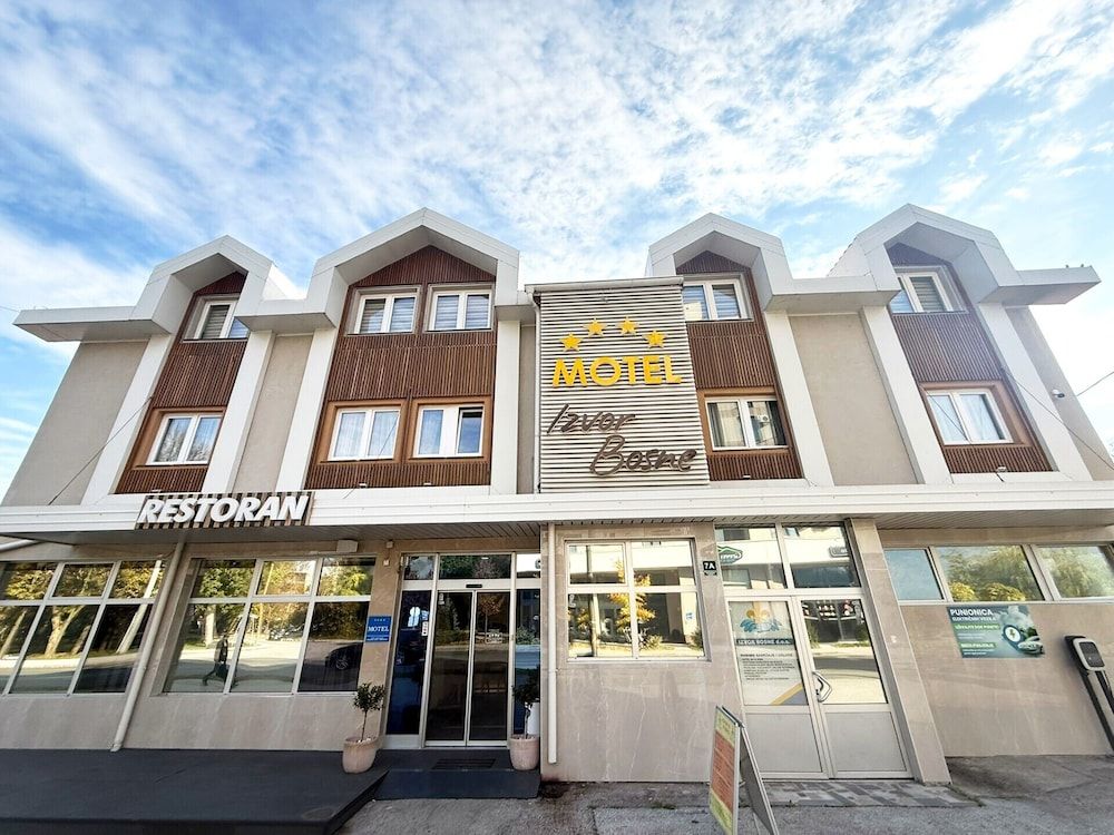Hotel "Izvor Bosne" 1