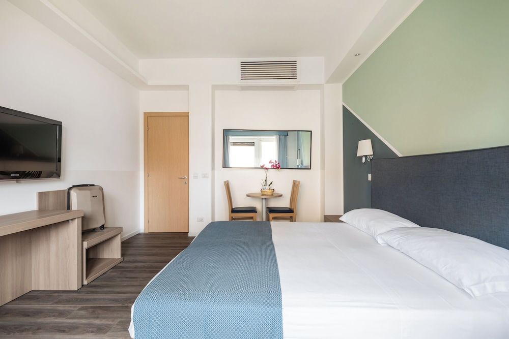 Fleming Suites by Hili 2