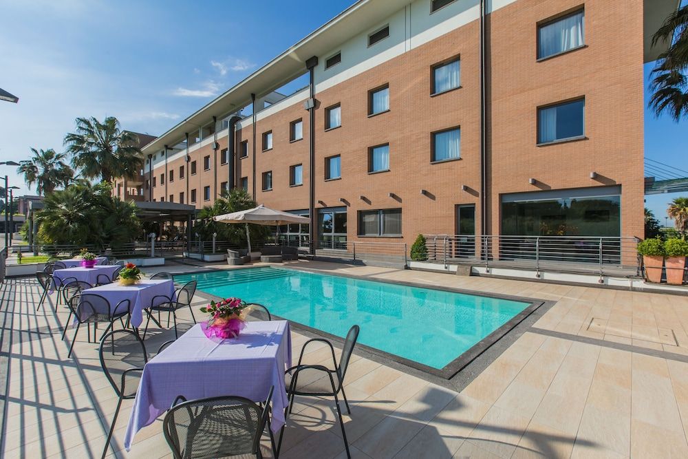 Ardeatina Park Hotel 1