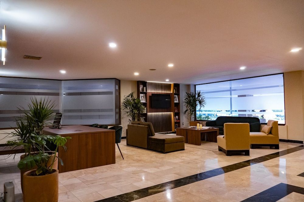 Best Western PLUS Plaza Florida & Tower 1