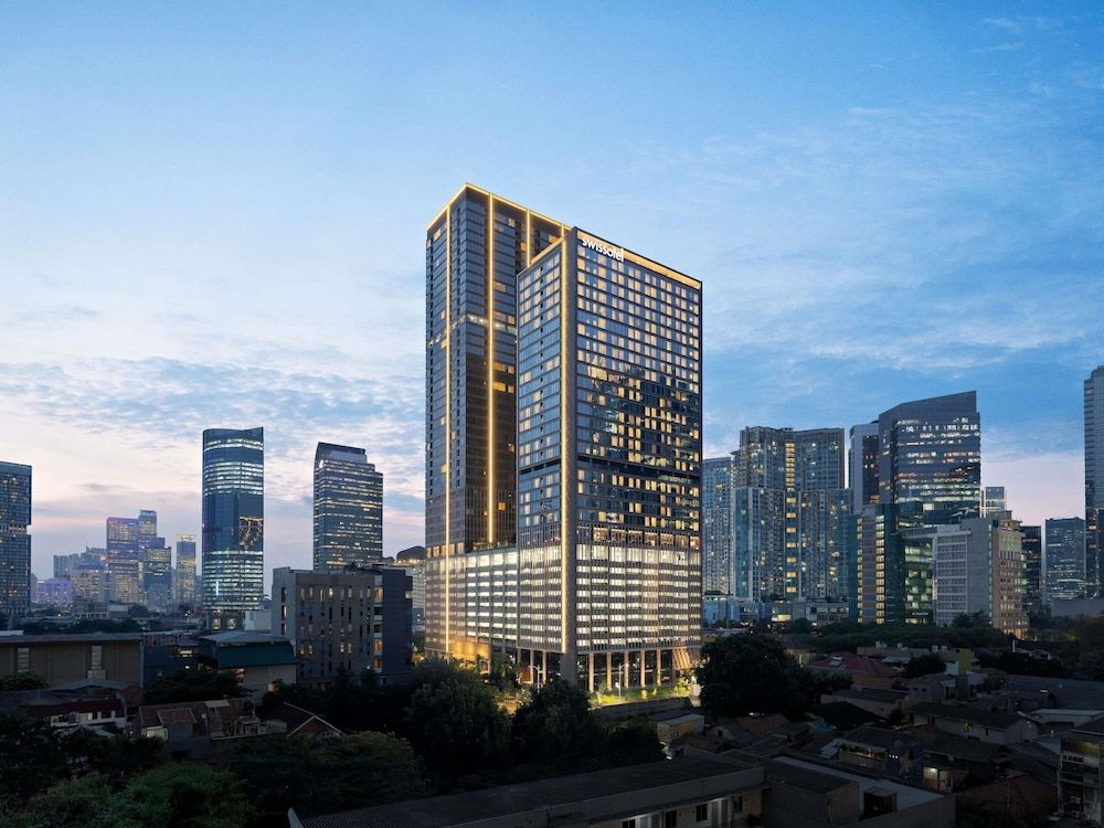 Swissôtel Living Jakarta Mega Kuningan 1