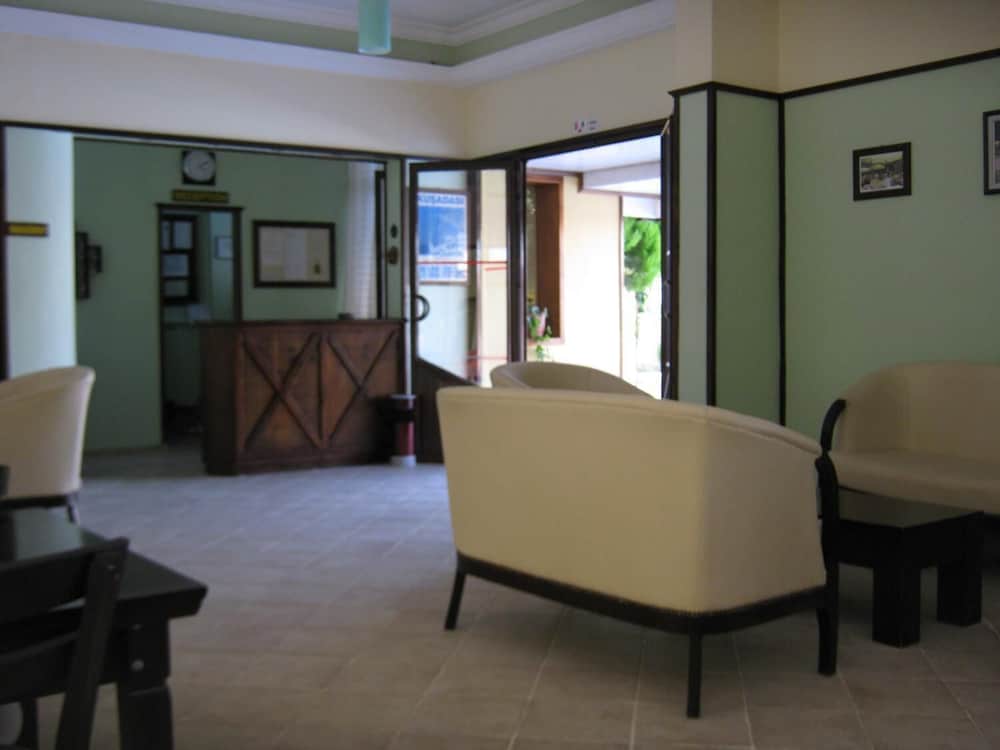 Oya Family Suites 2