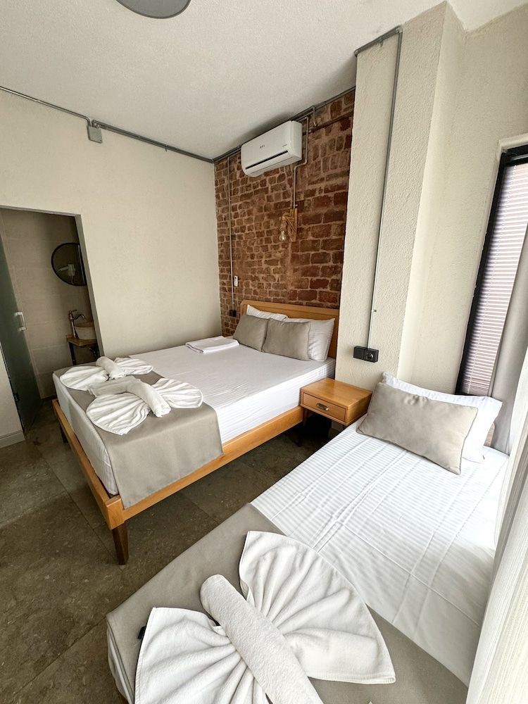 Elegance House Hotel 1