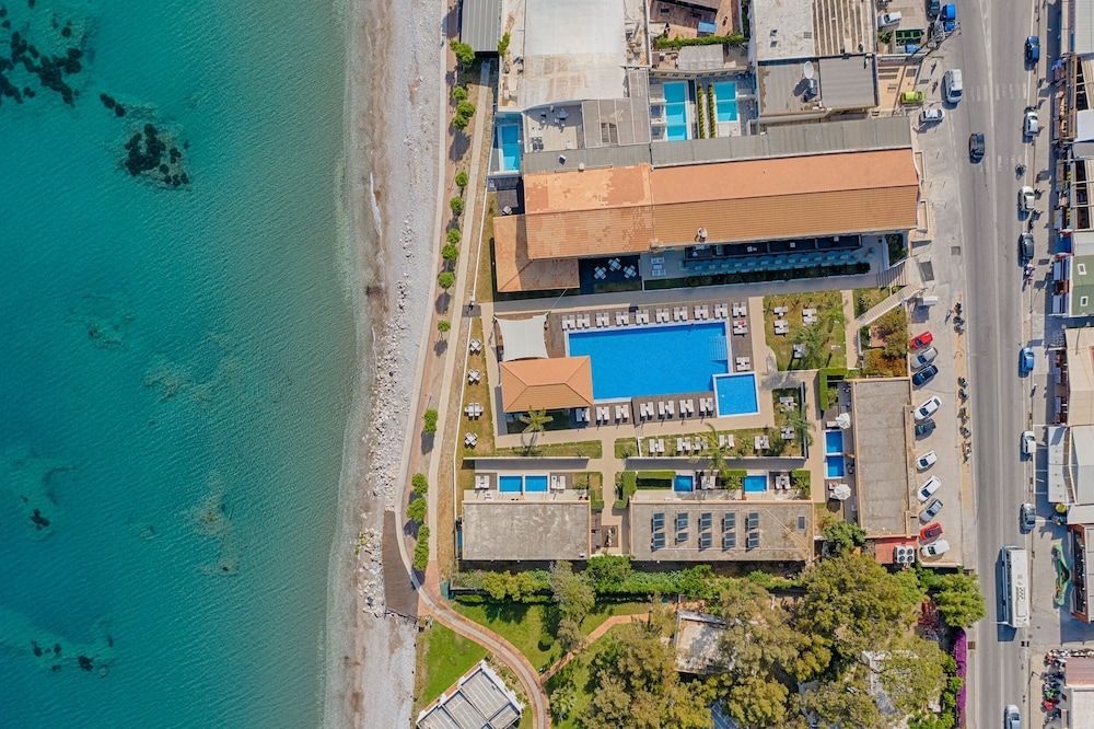 Villa Di Mare Seaside Suites 1