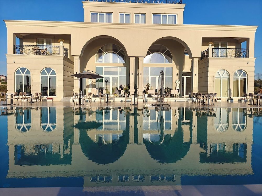 Orion Palace Boutique Hotel 1
