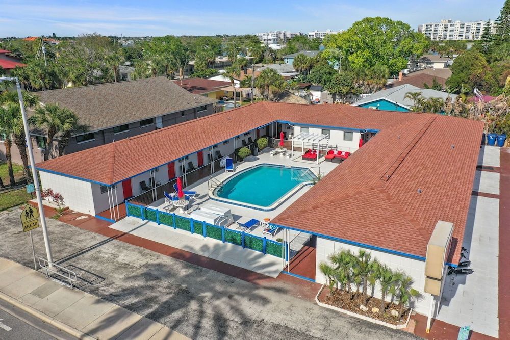 Sun Island Motel 1