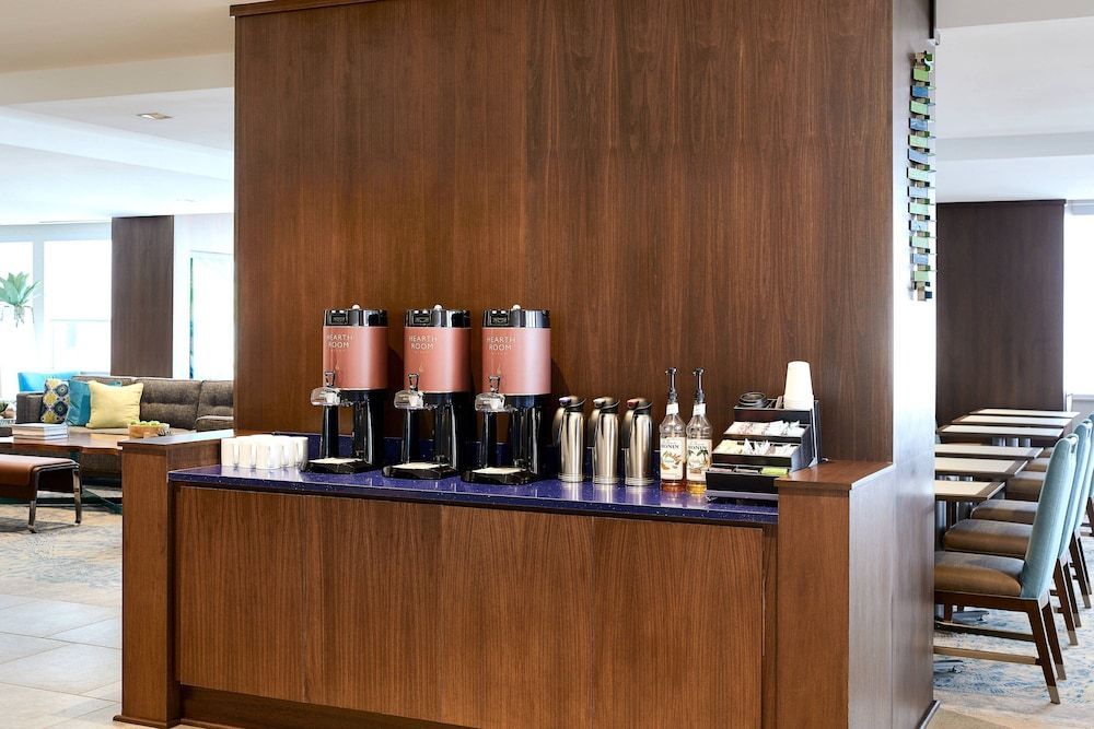 Residence Inn by Marriott Dallas Downtown 2