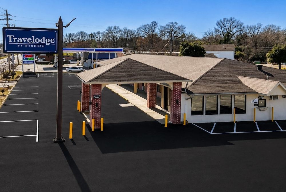 Travelodge by Wyndham Jackson I-40 Exit 82 1