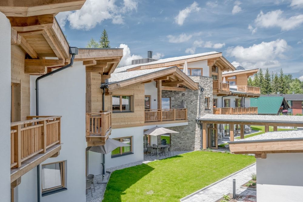 AlpenParks Chalet & Apartment Alpina Seefeld 1