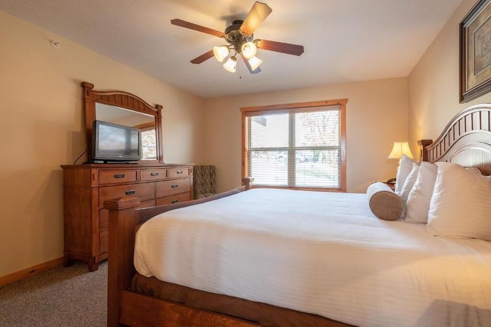 The Lodges at Table Rock Lake 2