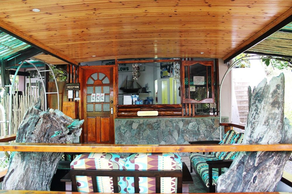 Romance Bungalows 2