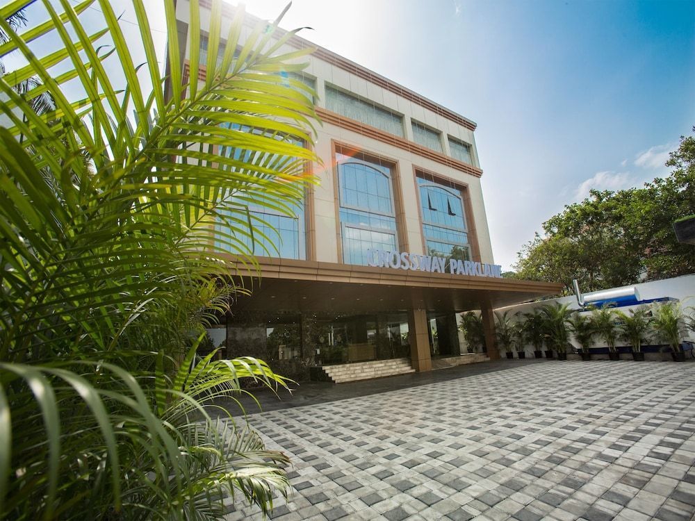 ST Parklane Airport Hotel Chennai 1