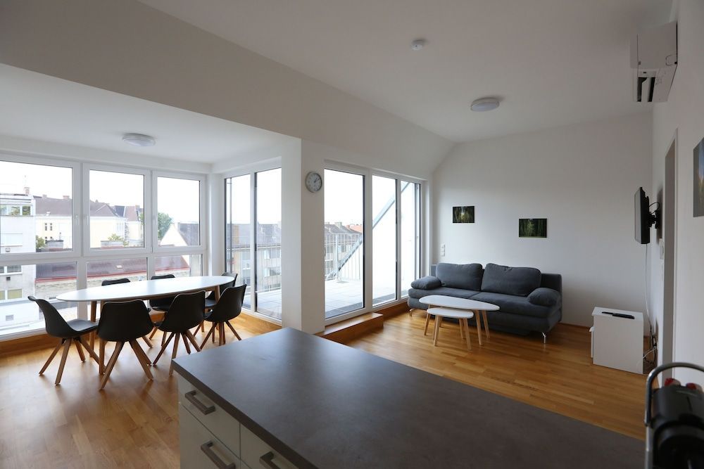 4 Beds and More Vienna Apartments - Contactless check-in 1