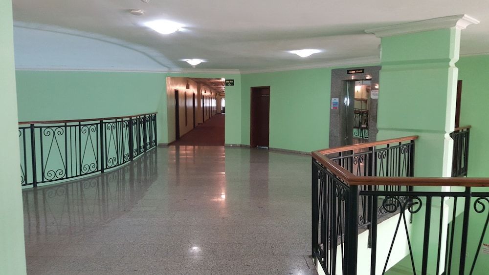 Denis Hotel 2