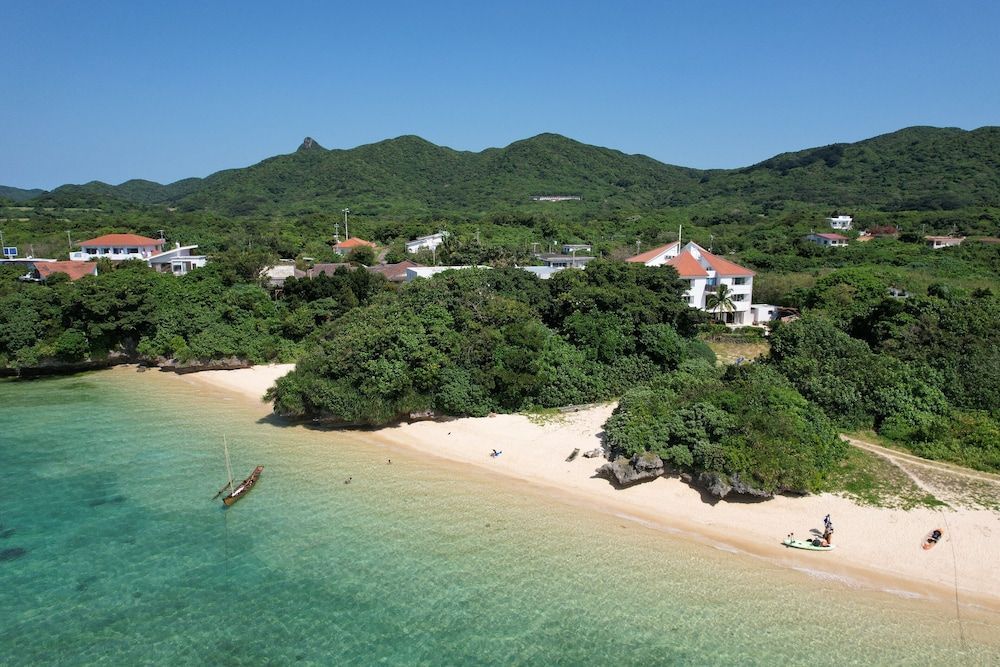 Sky Ocean Ishigaki - 8-Room Beachfront Family Run Eco Hotel 1