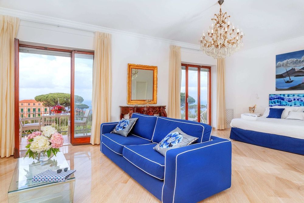 Eden Suite Sorrento 2