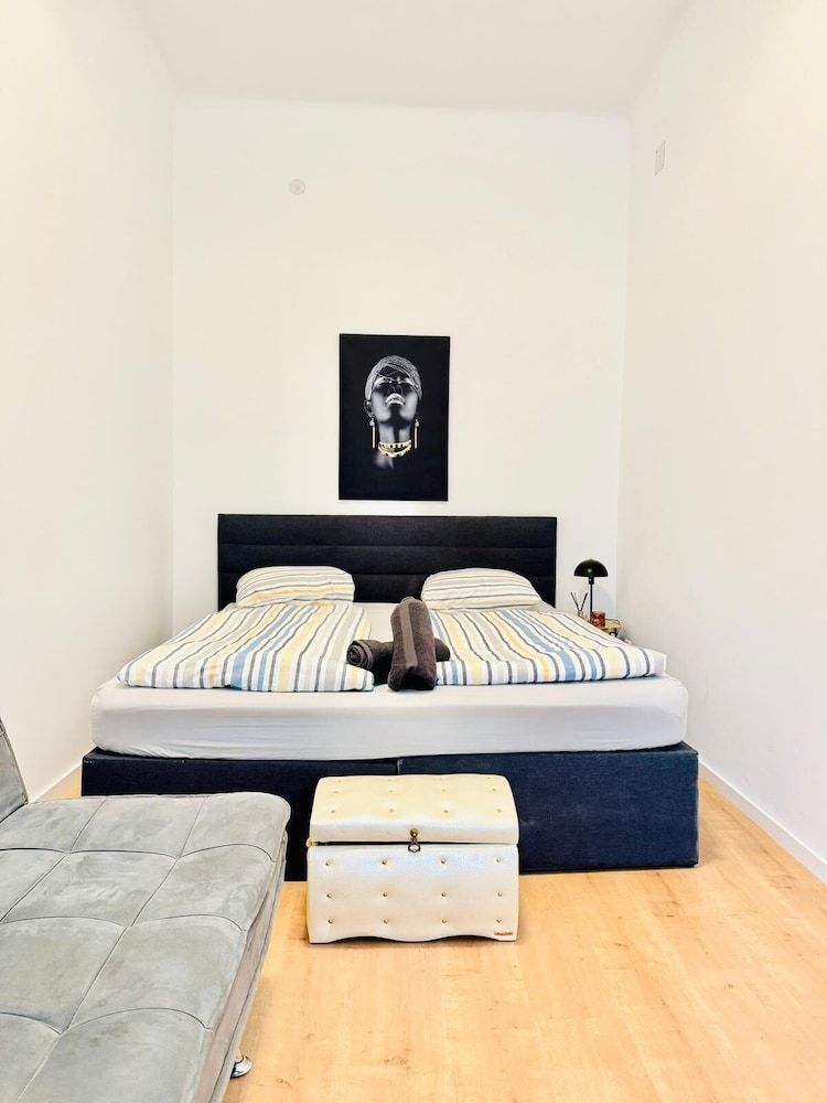 Stylish 5BR 7min to Westbahnhof 1