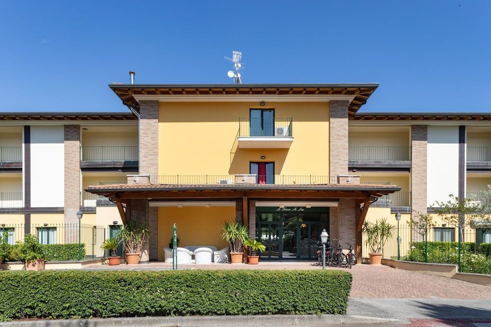 Le Terrazze sul Lago Hotel & Residence 1