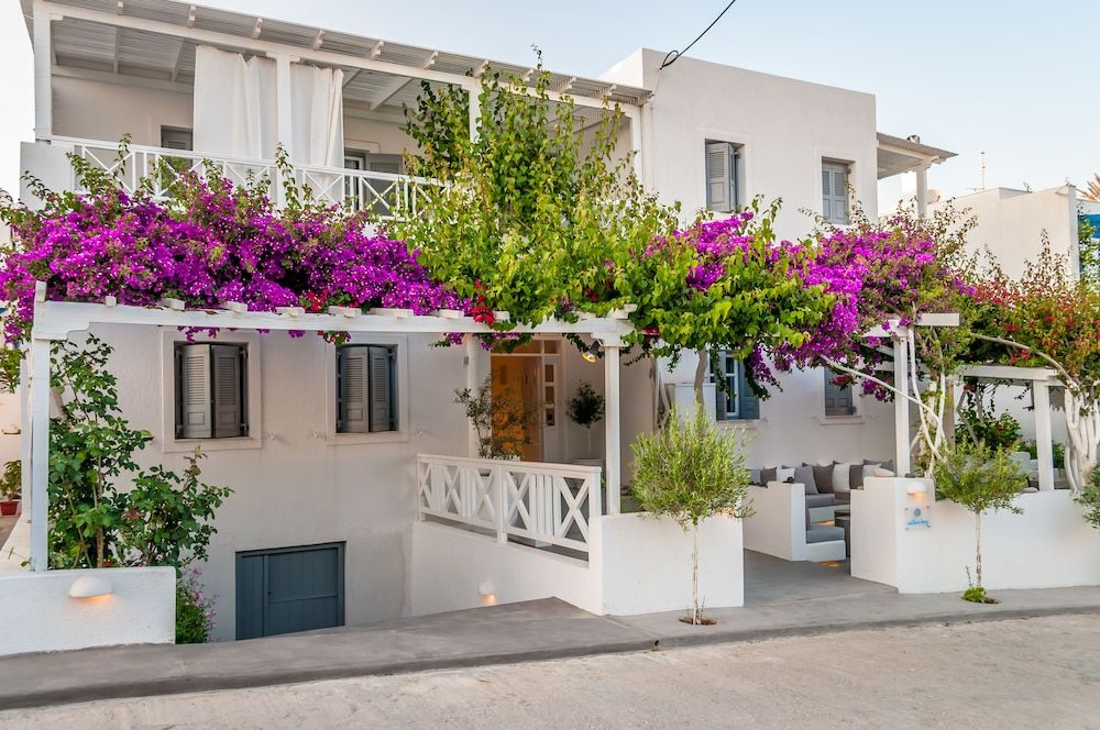Milos Bay Suites 1