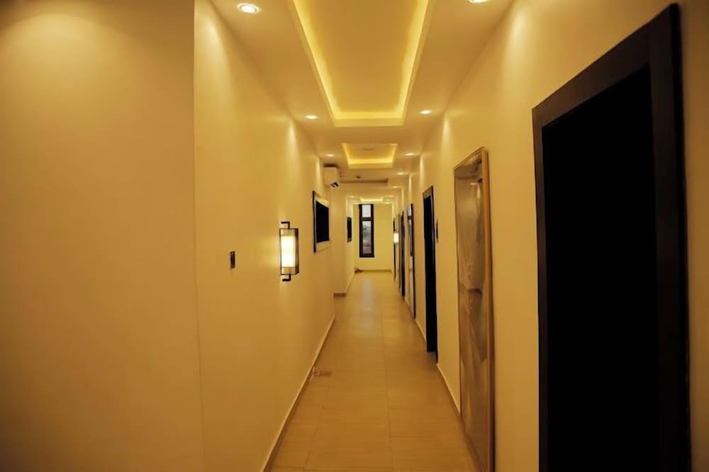 Sunnyvale Hotel 2