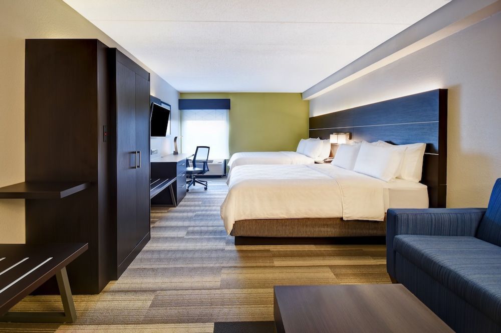 Holiday Inn Express & Suites Allentown-Dorney Park Area by IHG 2
