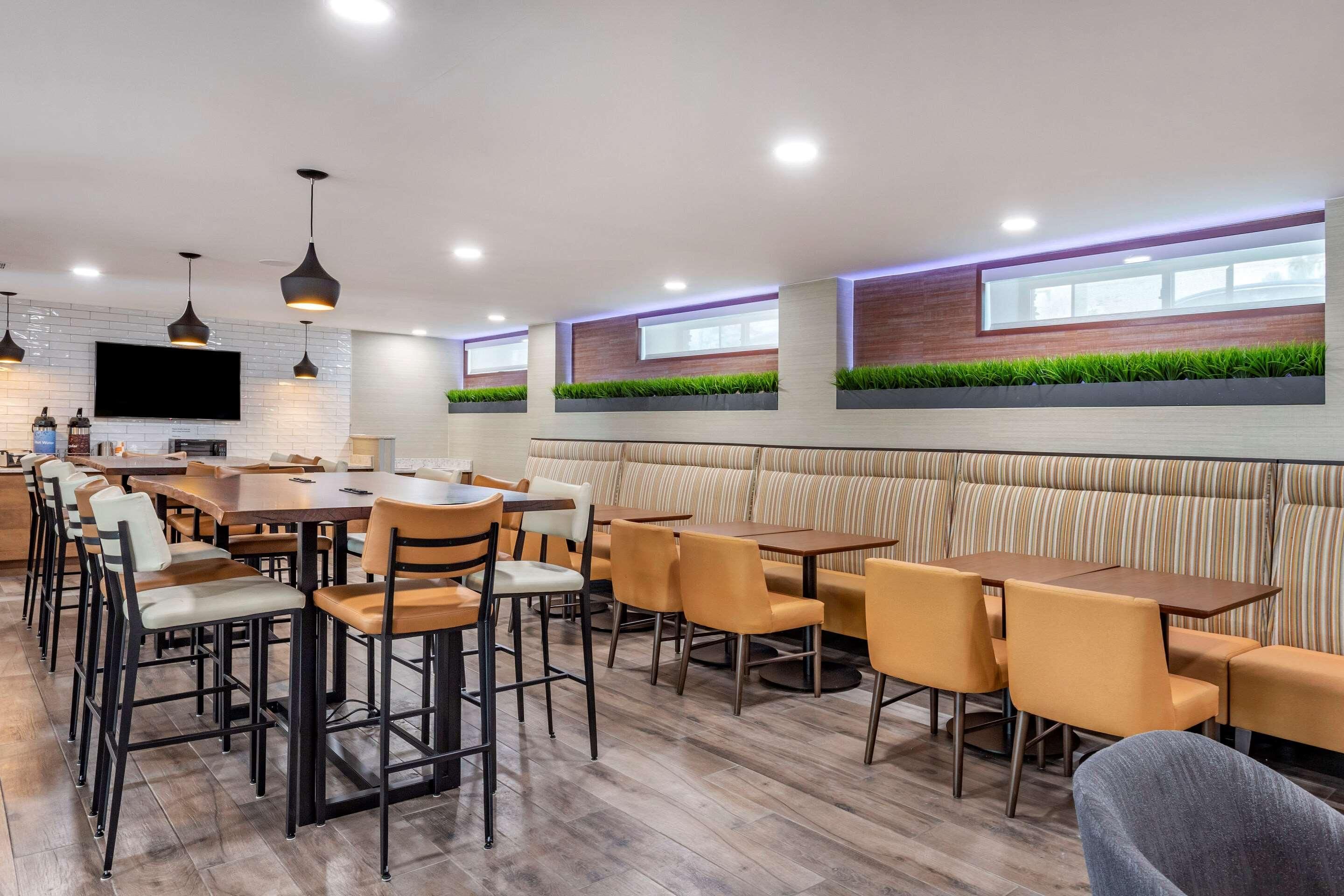 Metro Inn JFK 1