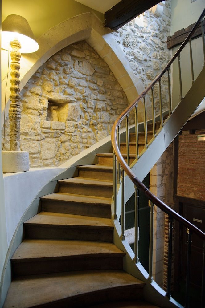 Hôtel Les Chevaliers 1