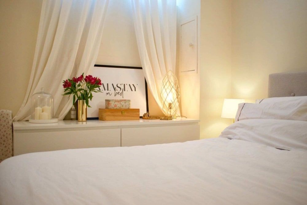 Cozy 1 Bedroom Home Near the City Centre 1