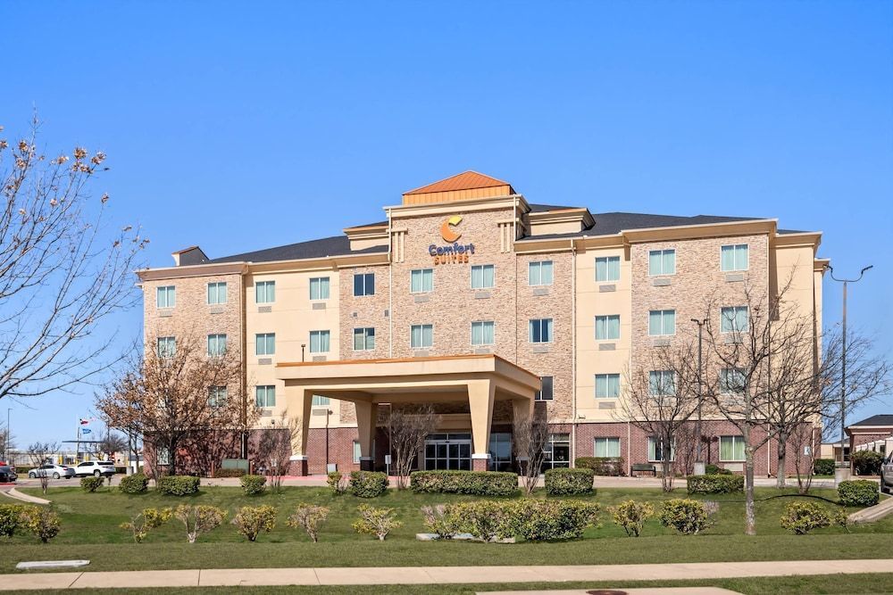 Comfort Suites Waxahachie - Dallas 1