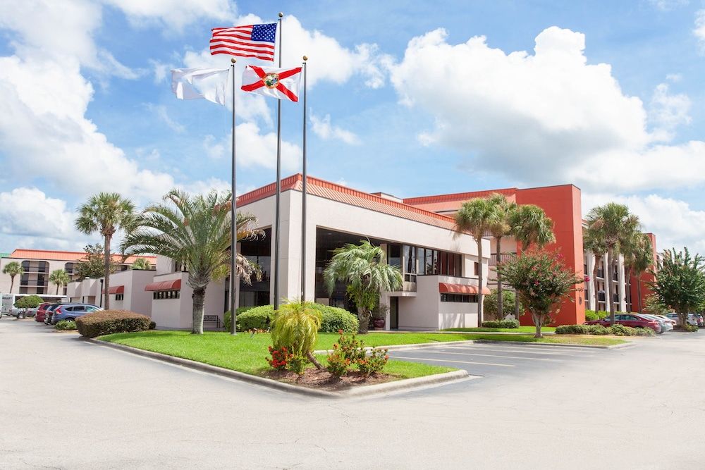 Grand Hotel Orlando at Universal Blvd - Shuttle to Theme Parks 1