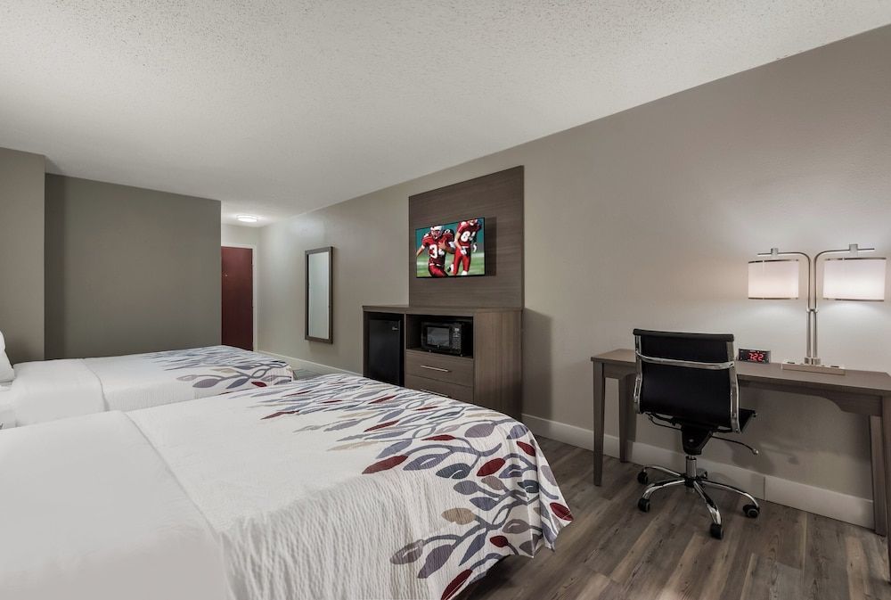 Red Roof Inn & Suites Vineland - Buena 1
