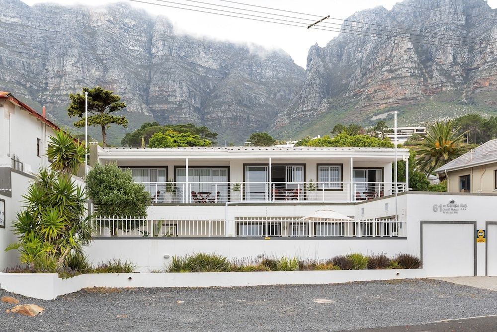 L X I Camps Bay 1