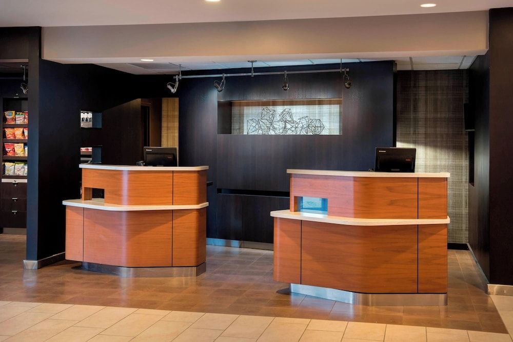 Courtyard by Marriott Chicago Waukegan / Gurnee 2