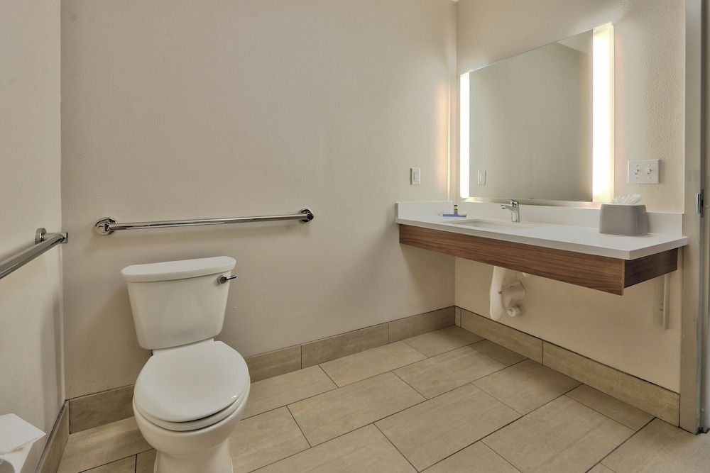 Holiday Inn Express & Suites ALBUQUERQUE EAST by IHG 2