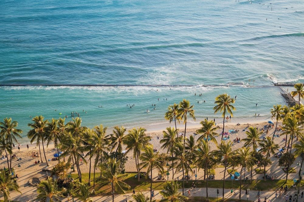 Waikiki Beach Marriott Resort & Spa 1
