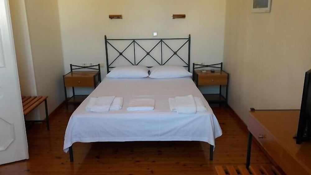 Hotel Patrai 2