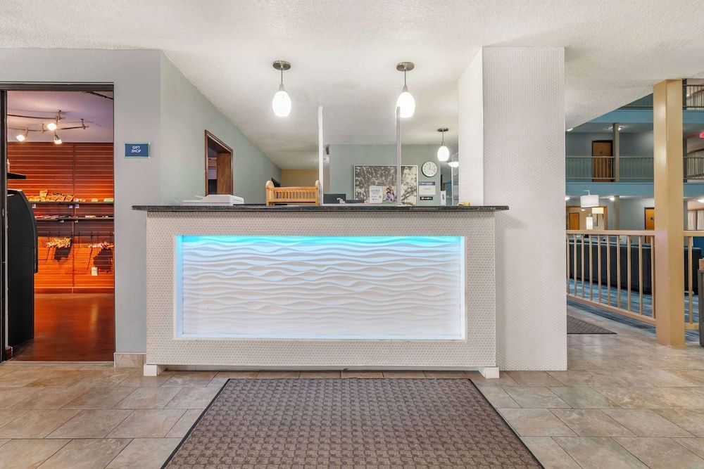 Best Western On the River 2