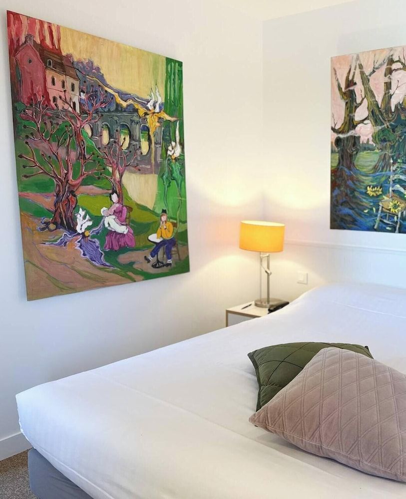 Logis Hôtel La Ruche 1