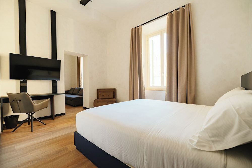 Cavour Suites 1