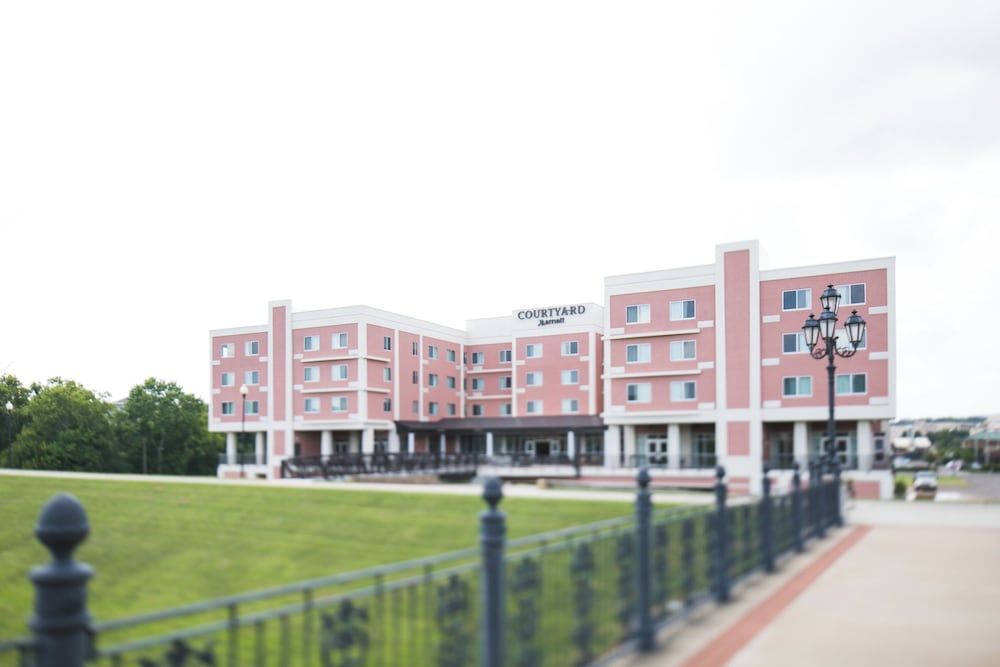 Courtyard by Marriott Rome 1