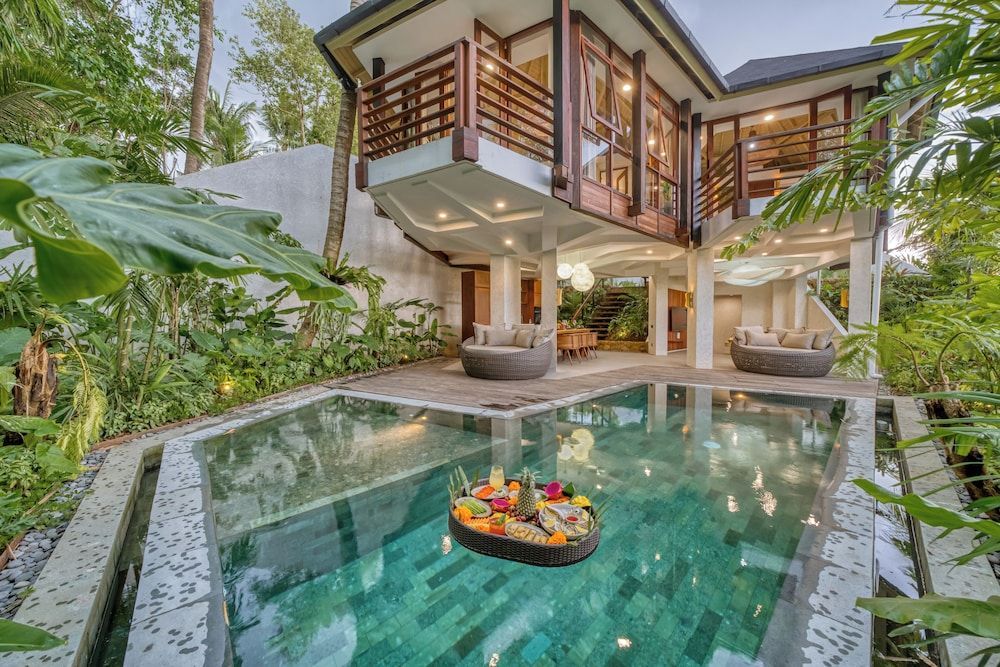 Jungle Flower Villas 1