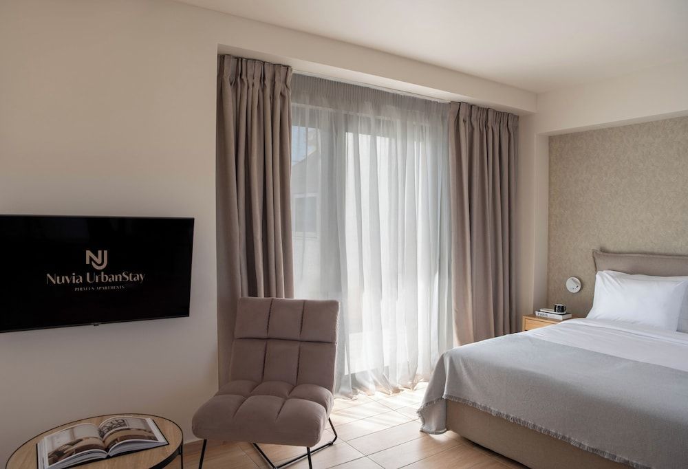 Nuvia UrbanStay Piraeus Apartments 2