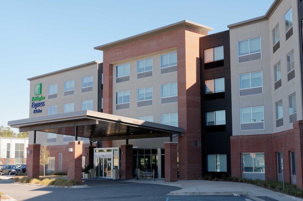 Holiday Inn Express & Suites SUMMERVILLE by IHG 1