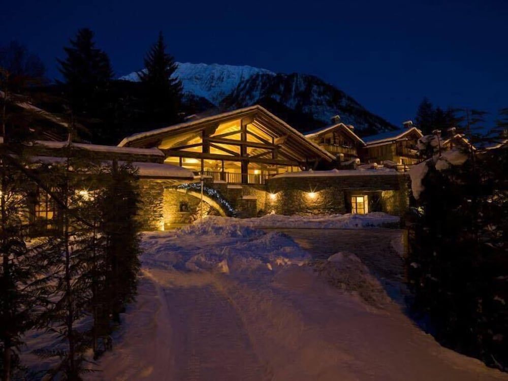 Au Coeur Des Neiges Resort SPA & FREE E-BIKE 1